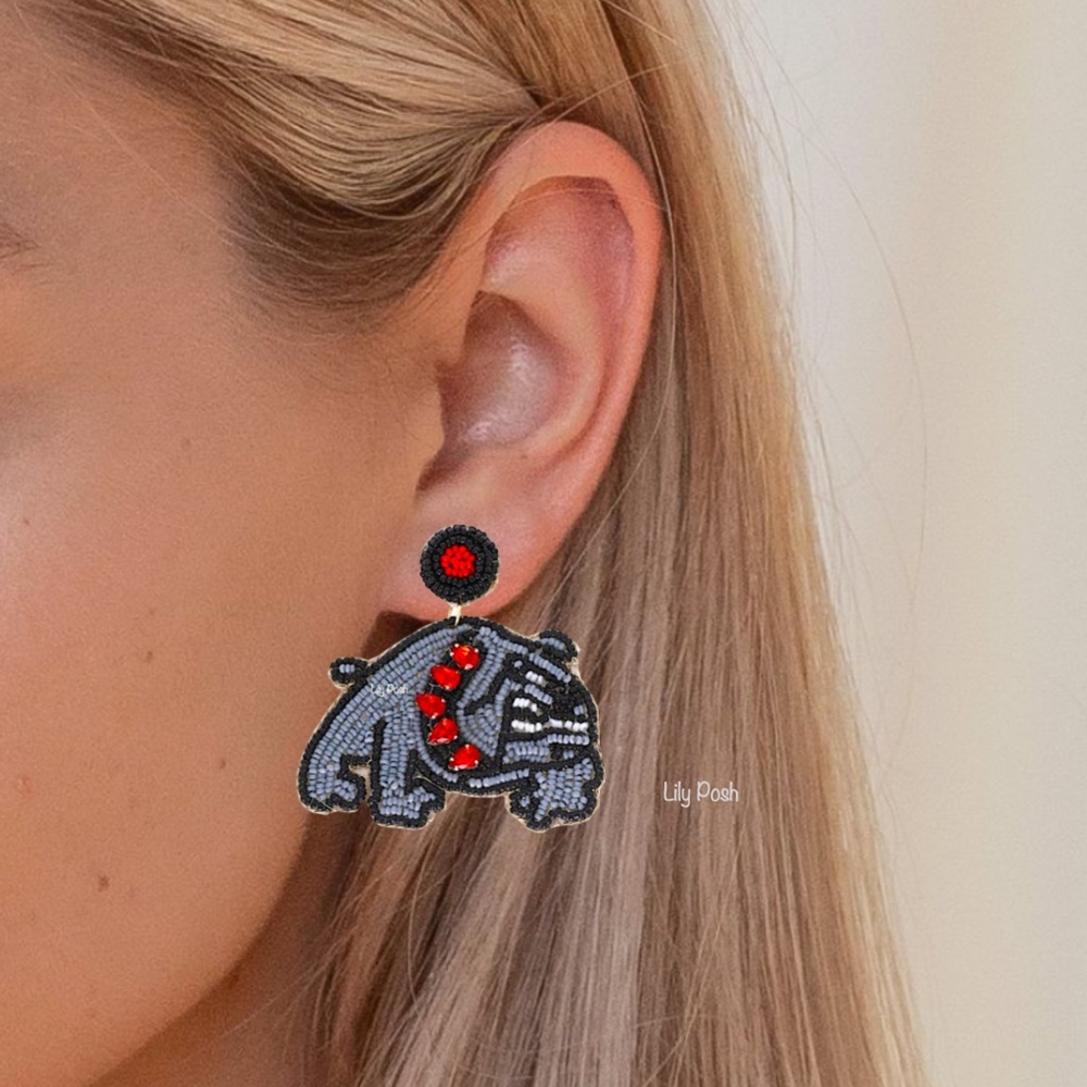 Bulldog Earring, Georgia Bulldog Game Day Earring, Dog Earring - Picture 3 of 3